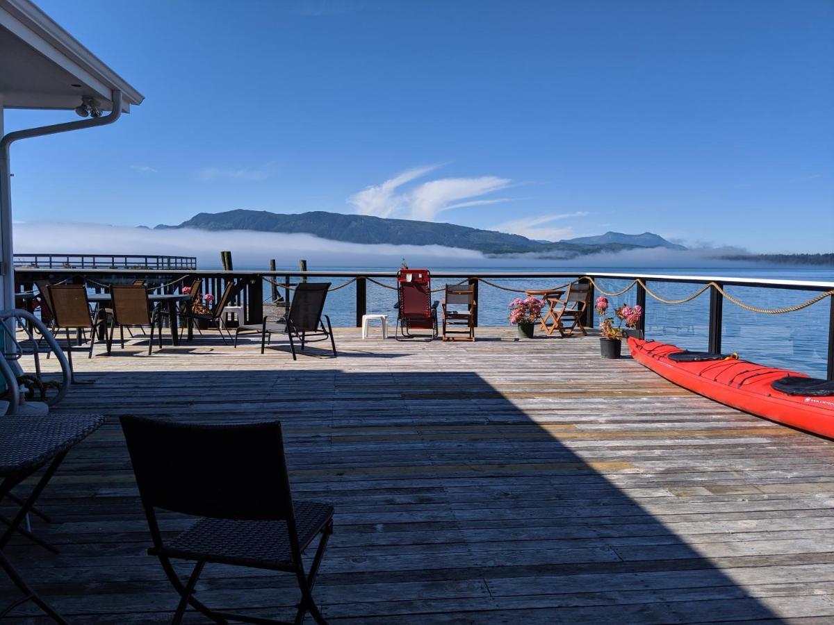 Nimpkish Hotel Алерт-Бей Экстерьер фото